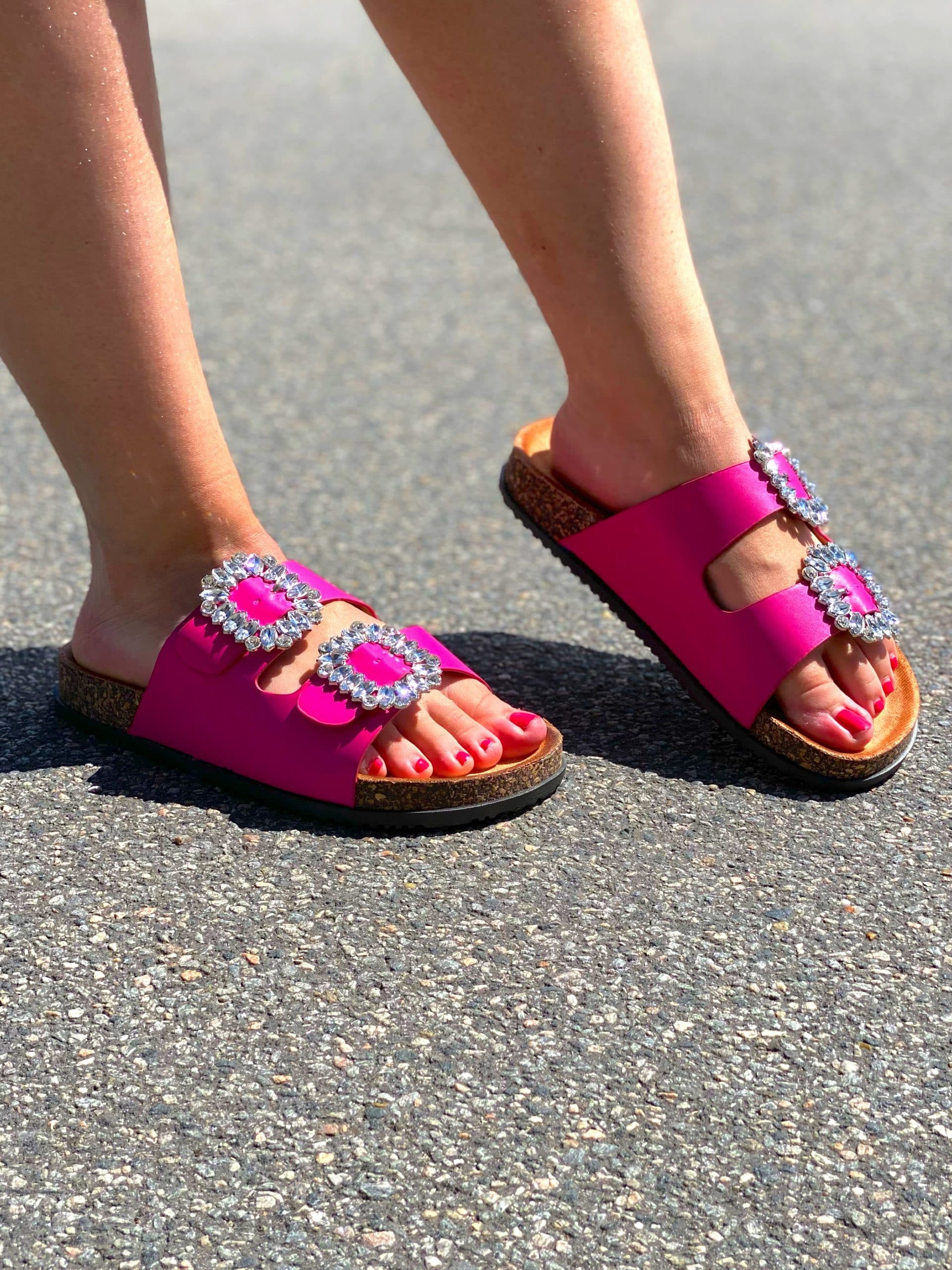 Rød dato Svinde bort uddanne Amour Shoes Sandal i Pink til Dame.