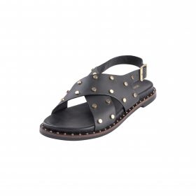 Sofie-Schnoor-S211740-sort-1-scaled
