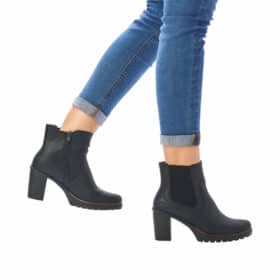 rieker-stoevle-dame-sort-Y2574-00-1