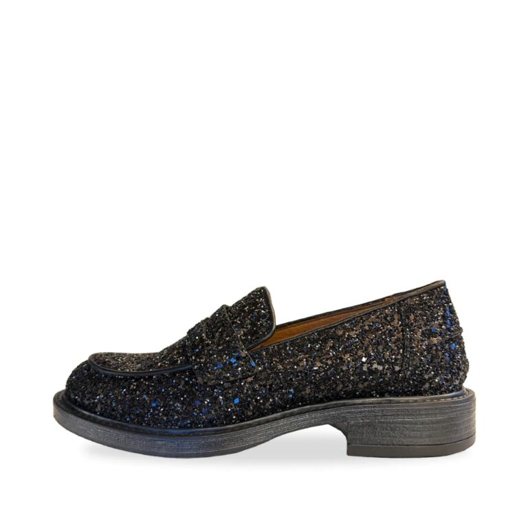 Shoedesign Copenhagen loafers i sort glimmer og glitter. Flotte detaljer og dejlig blød kvalitet.