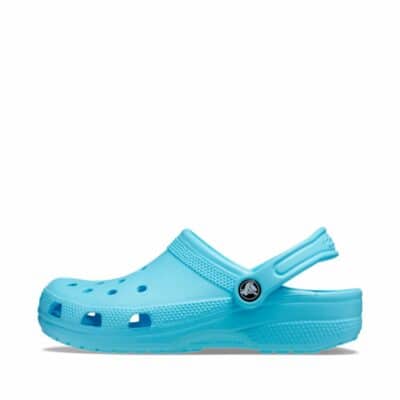 Crocs sandal til dame i lyseblå med rem
