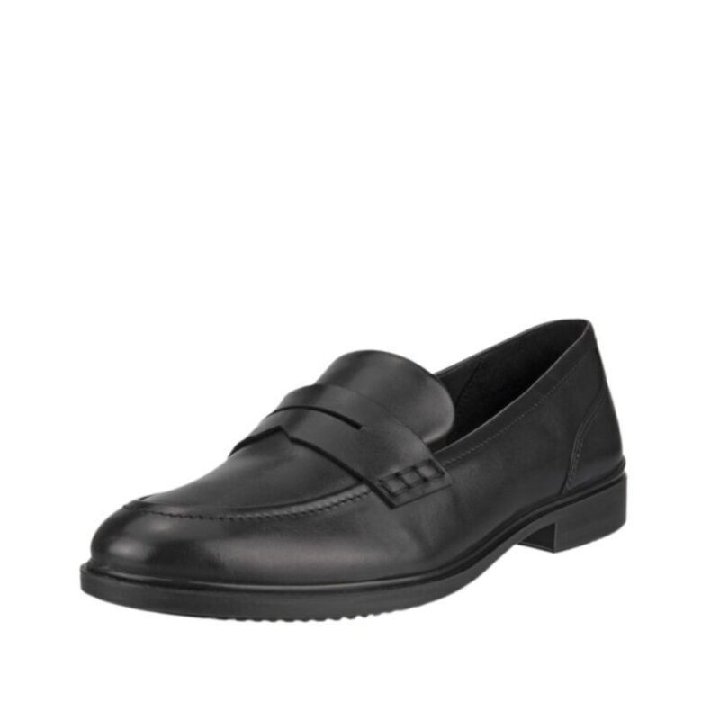 Ecco loafers til dame i sort. Loafers som kan bruges i en travl hverdag og stadig se moderne ud