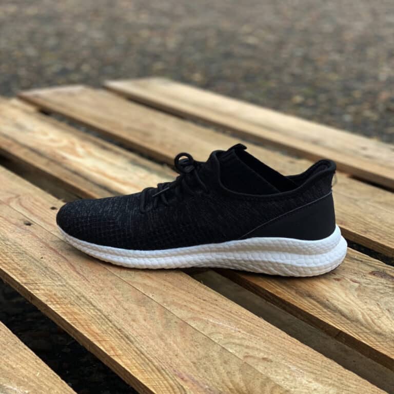 bianco-sneakers-dame-sort-1