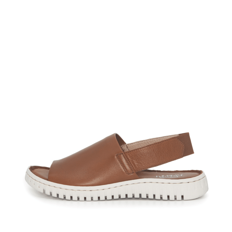 emma sandal dame i cognac med elastik rem