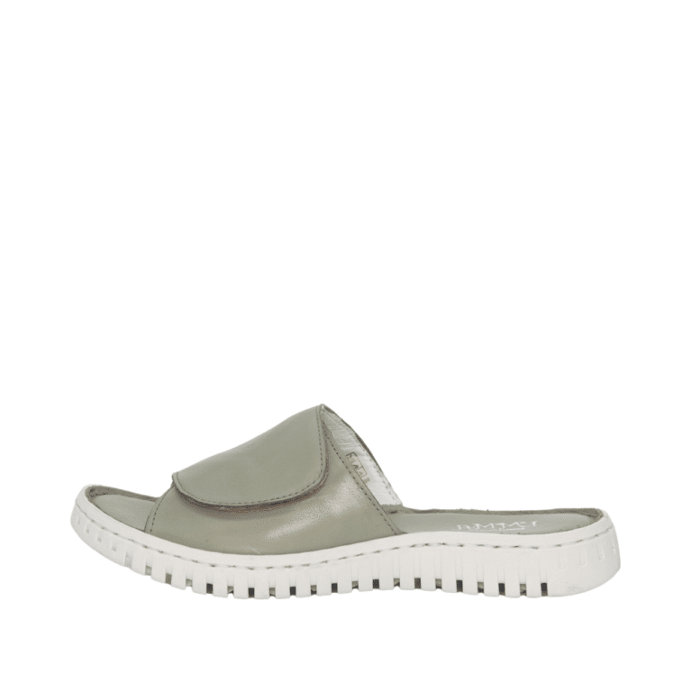 Emma slippers i grøn til dame. Model: 483-5927-37. Dejlig blød skind og i den flotteste grønne farve, samt med velcrorem.