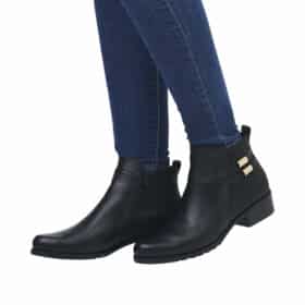 remonte-stoevle-dame-sort-med-lille-hael-D6892-01-1