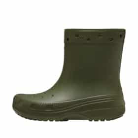 Crocs gummistøvle i grøn til dame og herre Moderne Crocs gummistøvle. Modellen har en skridsikker sål