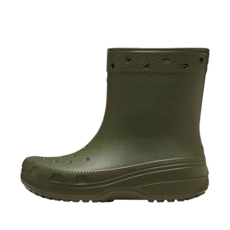 Crocs gummistøvle i grøn til dame og herre Moderne Crocs gummistøvle. Modellen har en skridsikker sål