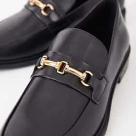 vagabond-frances-loafer-sort-dame-med-guldspaende-5406-301-20