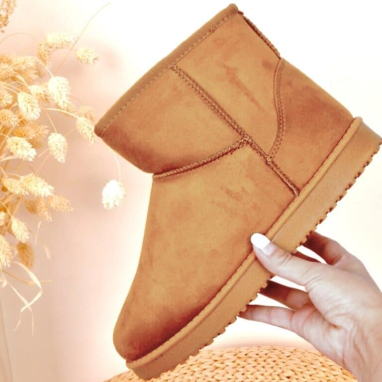 Amour bamsestøvle til dame i camel. Bamsestøvle med varmt foer og gummi sål. Model: JR992/camel
