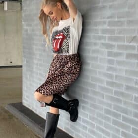 kylie-t-shirt-hvid-leopard-fit30214-1