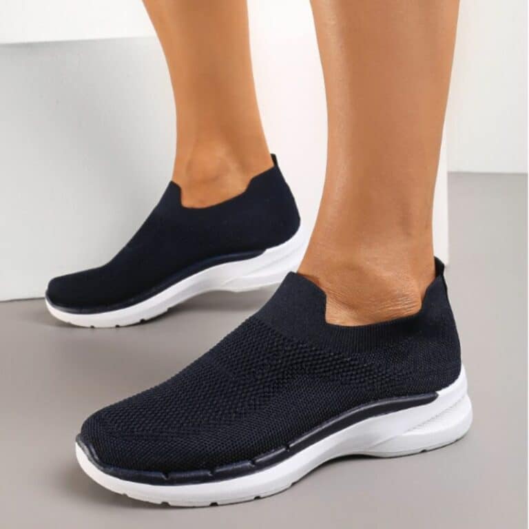Amour sneakers til dame i mørkeblå med slip in funktion