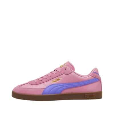 PUMA Club II Era sneakers til dame i pink. Samba sneakers med gummisål