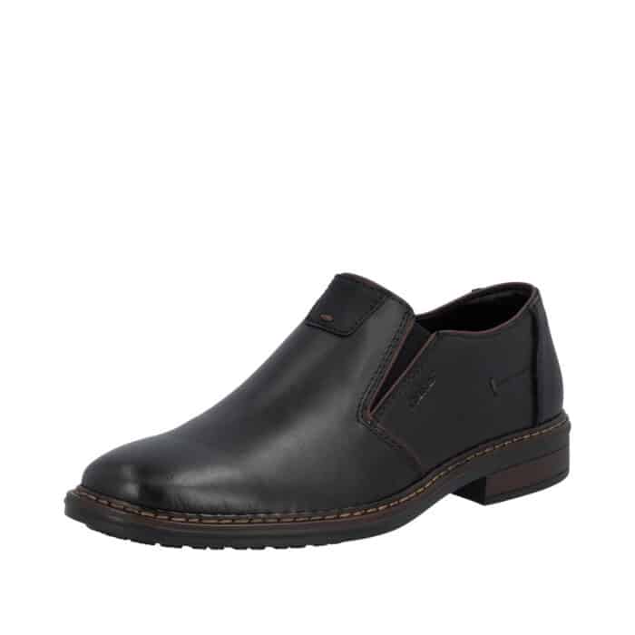 Rieker hyttesko til herre i sort med skindoverdel og skindsål samt ekstra bredde H og elastik