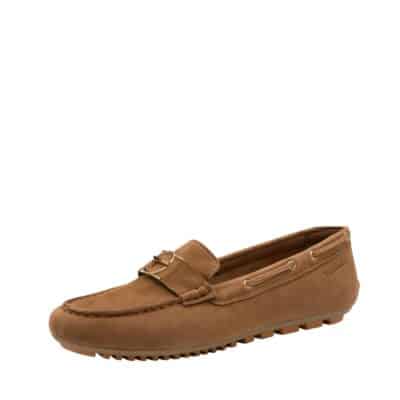 Tamaris loafers til dame i brunt ruskind med gylden detalje og snøredetaljer samt udtagelig indersål