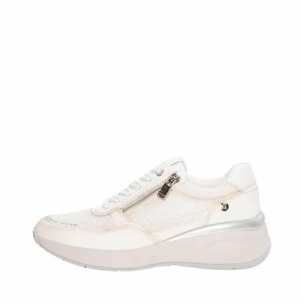 Duffy Cagliari Due sneakers til dame i hvid med funktionel lynlås og kilehæl på 5,5 cm.