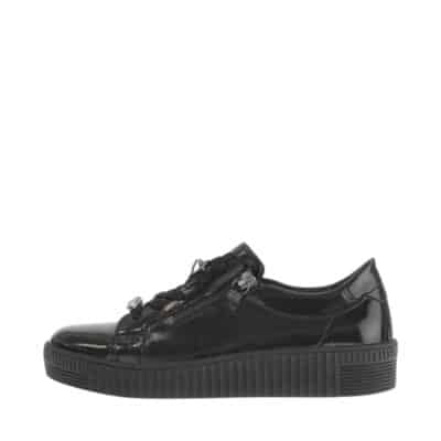 Gabor sneakers til dame i sort skind med lakoverdel og to funktionelle lynlåse samt udtagelig indersål