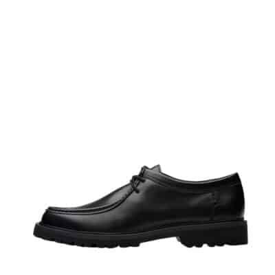 Clarks Berwick Seam sko til herre i sort skind med snørebånd og blød indersål samt let og fleksibel ydersål