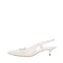 Duffy Pomezia Uno pumps til dame i hvid med spids snude og slingback hælrem samt stilethæl på 5 cm.