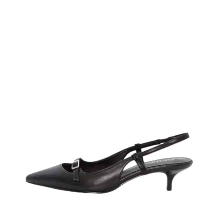 Duffy Pomezia Uno pumps til dame i sort med spænde og slingback hælrem samt stilethæl på 5 cm.