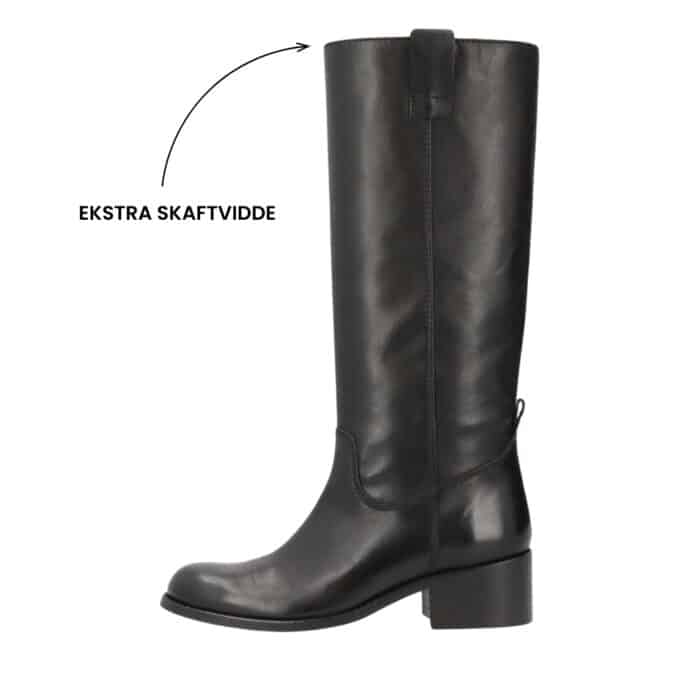 Phenumb Copenhagen Martina Wix lang støvle til dame i sort kernelæder med ekstra skaftvidde og blokhæl
