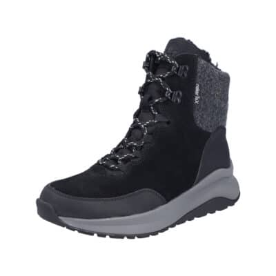 Rieker vinterstøvle til dame i sort med varm foring og Rieker-Tex samt udtagelig sål og ydersål med metalpigge
