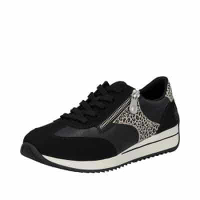 Rieker sneakers til dame i sort med leoparddetaljer og skindoverdel samt bredde H og udtagelig sål