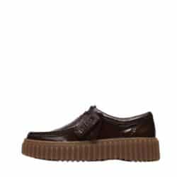 Clarks Torhill Bee damesko i brun lak med udtagelig sål.