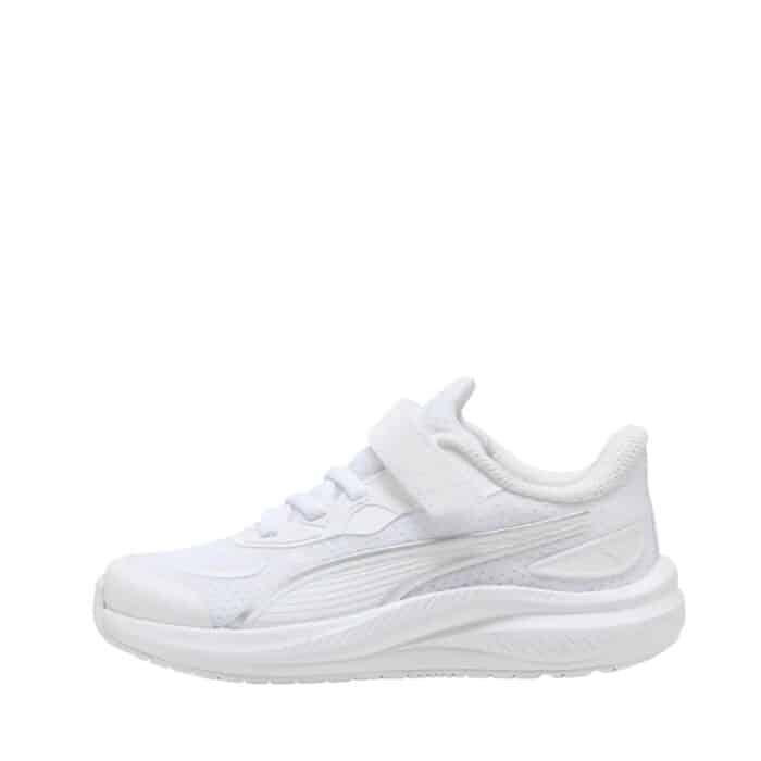 Puma Skyrocket 2 AC sneakers til børn i hvid med udtagelig sål og velcrolukning