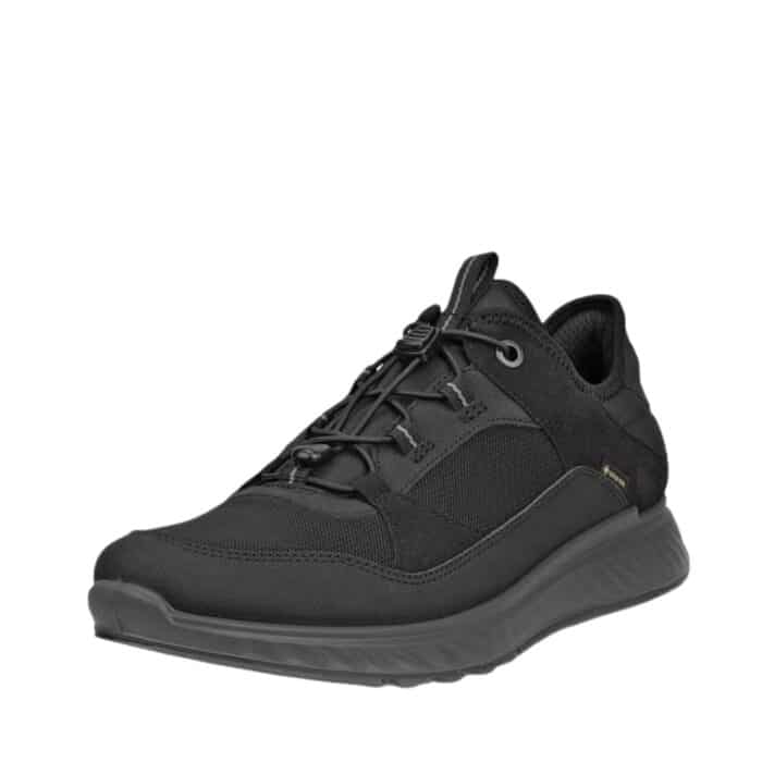 Ecco Exostride sneakers til herre i sort med Gore-Tex og udtagelig sål