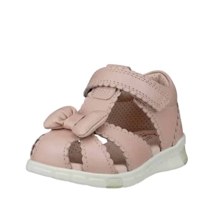 Ecco Mini Stride sandal til børn i rosa skind med sløjfe og velcrorem