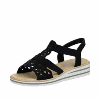 Rieker sandal til dame i sort med nitter og elastik samt kilehæl på 3,5 cm og stødabsorberende sål