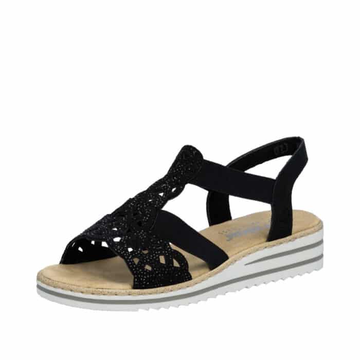 Rieker sandal til dame i sort med nitter og elastik samt kilehæl på 3,5 cm og stødabsorberende sål