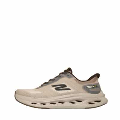 Skechers Max Cushioning Glide-Step til herre i beige med slip-in og Air-Cooled Goga Mat komfort indersål.
