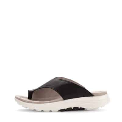 Gabor Rollingsoft sandal til dame i sort med tå-rem samt skindoverdel og øget svangstøtte